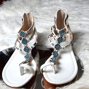 Vince Camuto White leather gladiator sandals sz8M